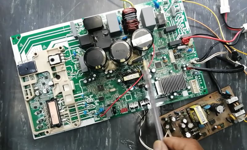 AC PCB Repair in Dubai