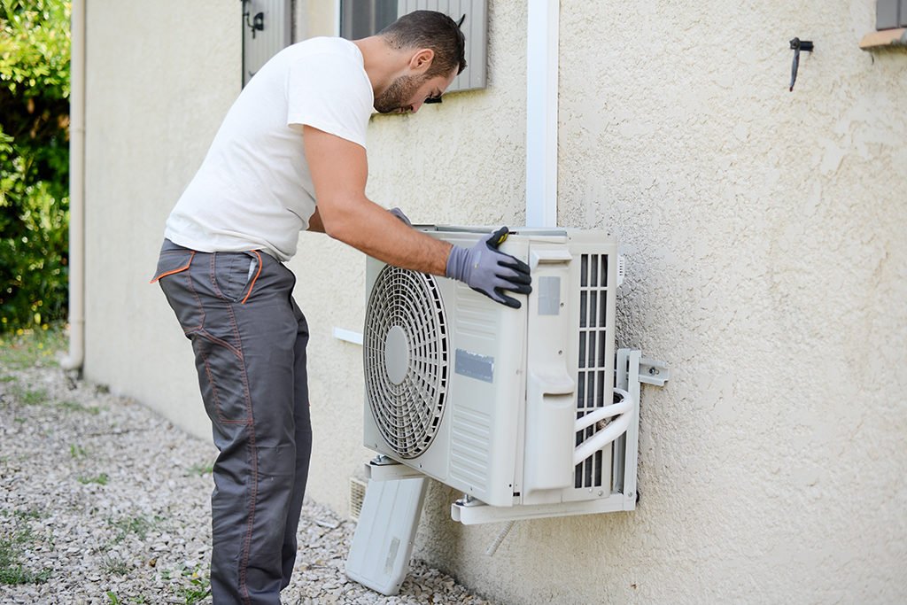 Carrier AC Service in Dubai